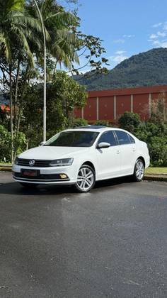 VOLKSWAGEN JETTA 2.0 TSI HIGHLINE 211CV GASOLINA 4P TIPTRONIC